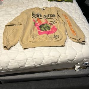 Oversized daydreamer sweatshirt . Worn twice